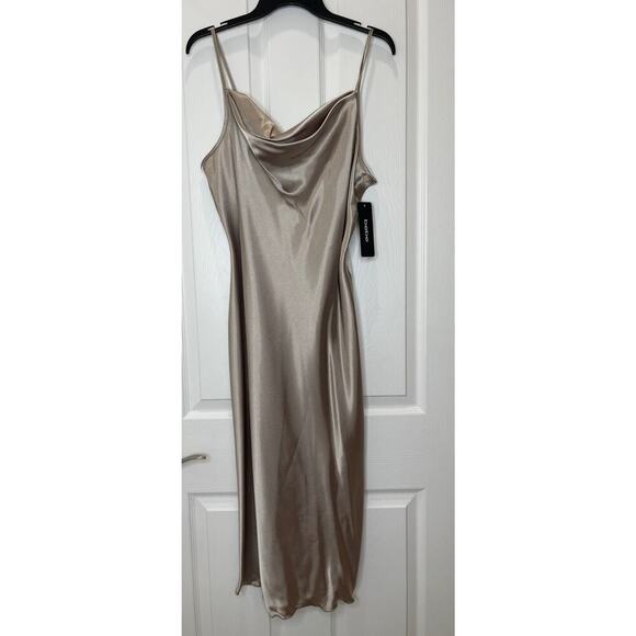 Bebe NWT Tan Champagne Satin style Slip Dress Large - Picture 4 of 15